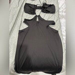 Cut fitted black dress